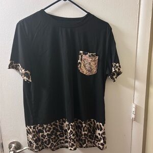 SHEIN Black and Leopard Print Short Sleeve Tee